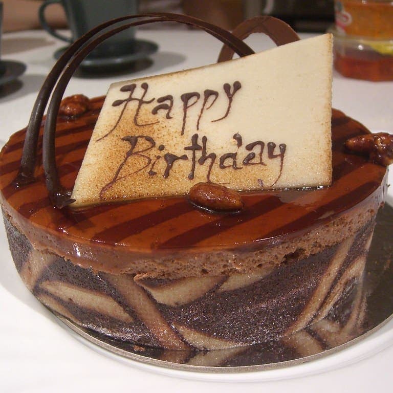 Nutella Hazelnut Cake — chocolate sponge cakes
