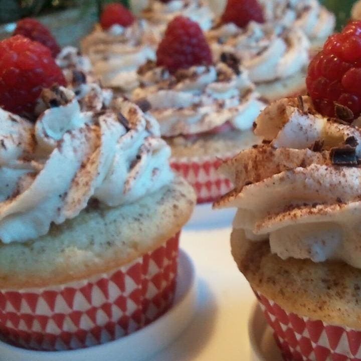 Tiramisu Cake — vanilla sponge cakes